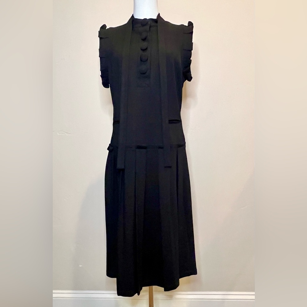 Elegant Black Midi Dress with Button Detail
